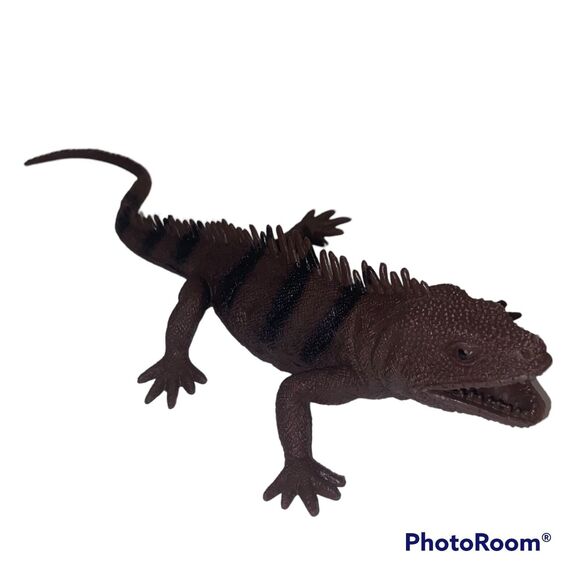 Greenbrier Dinosaur Toy Reptile Set 5 Realistic Figures Prehistoric Play Models - Picture 3 of 11